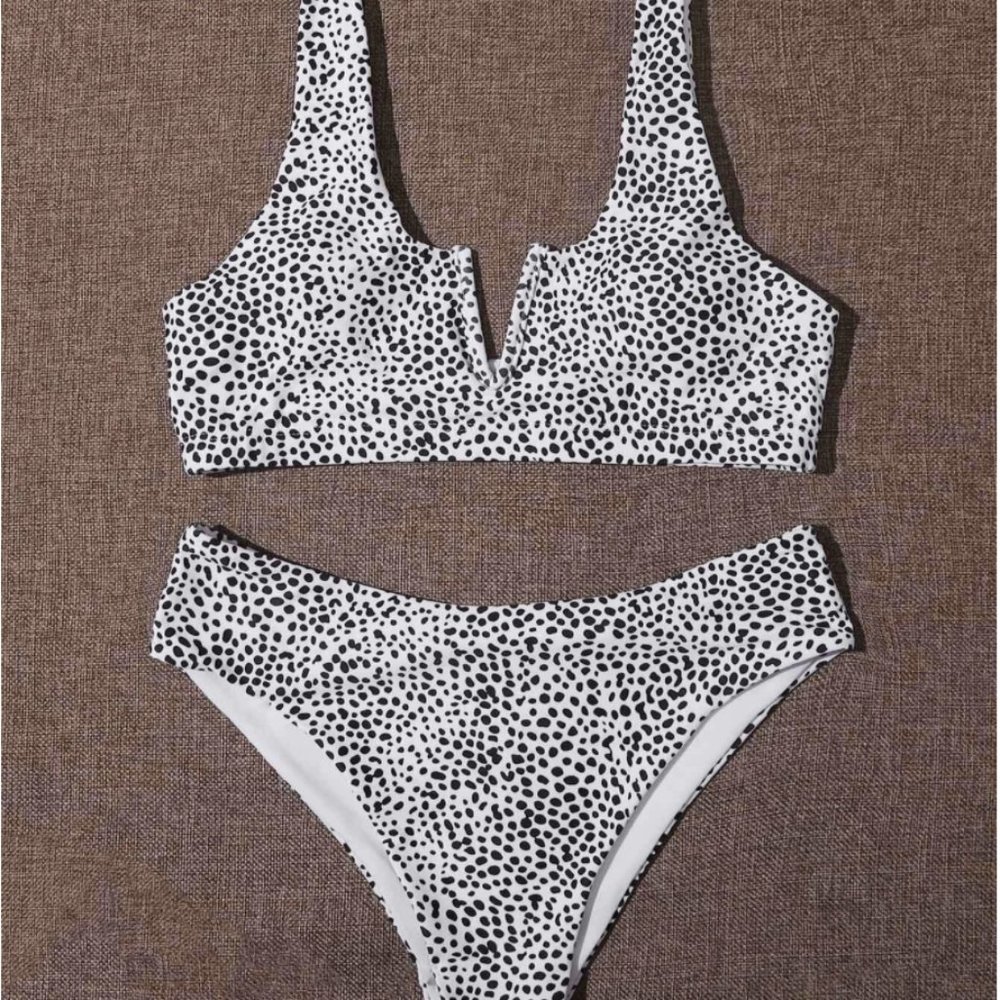 Dalmatian V Wired Bikini Swimsuit